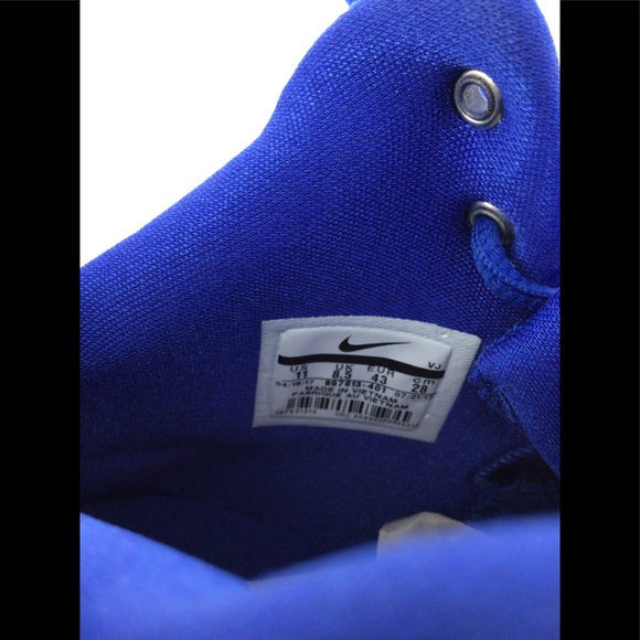 Nike’s Kevin Durant Hyper Dunks Blue Sneakers - Picture 9 of 9